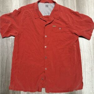 Columbia Men's Red Casual Button Down Shirt
